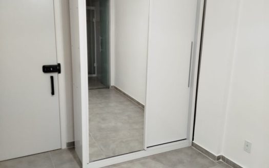 Studio (Kitnet) no Collegiate Barbacena  Academia – Lavanderia – Coworking – Andar alto.